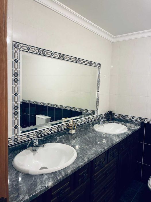APARTAMENTO T4 DUPLEX 246m2 Zona Moderna Fundão
