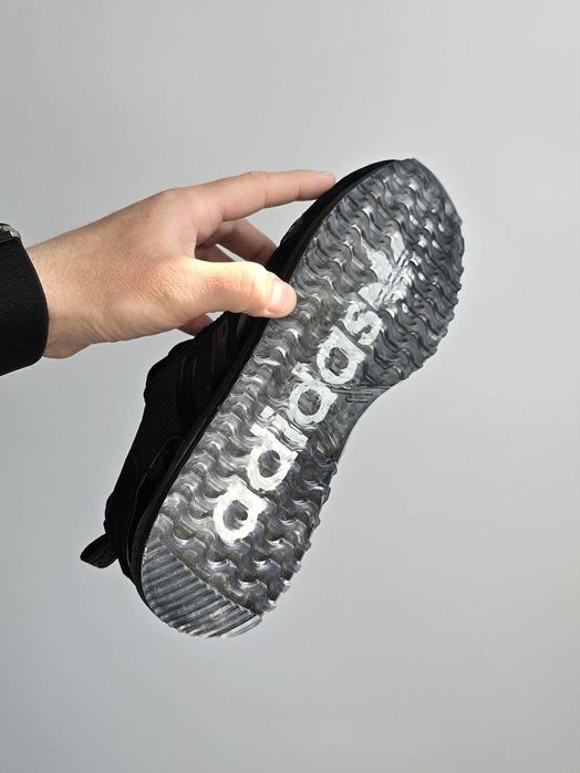 Кросівки Adidas  Pod