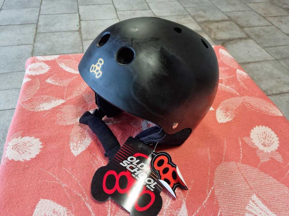 Дитячий шолом Triple8 Old School USA XS S  52-54см сноуборд лижі США