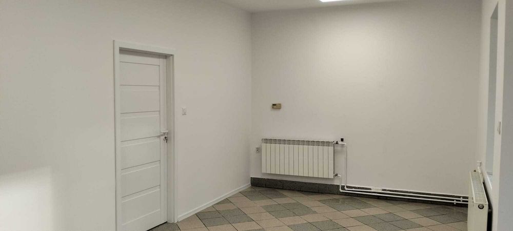 Wynajmę lokal na parterze