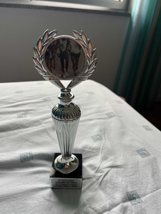 Troféus diversos - como novos