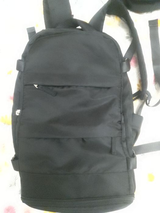 Vendo várias mochilas