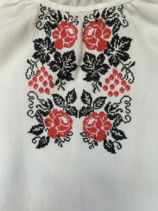 Вишиванка для дівчинки