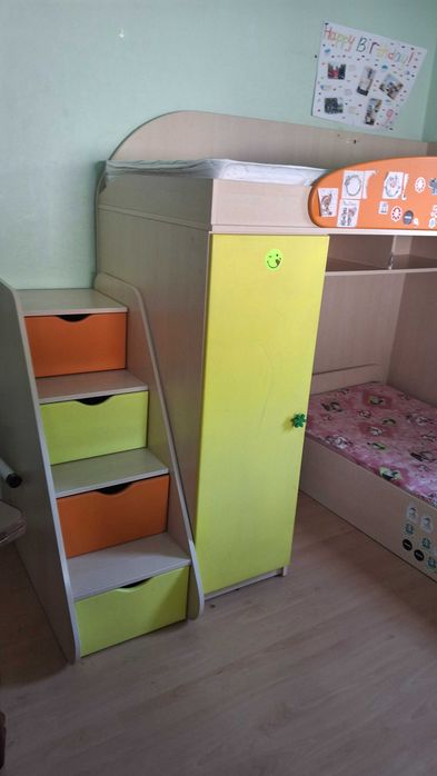Продам двуярусне ліжко
