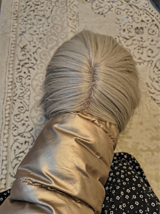 Peruka jasny blond stan dobry
