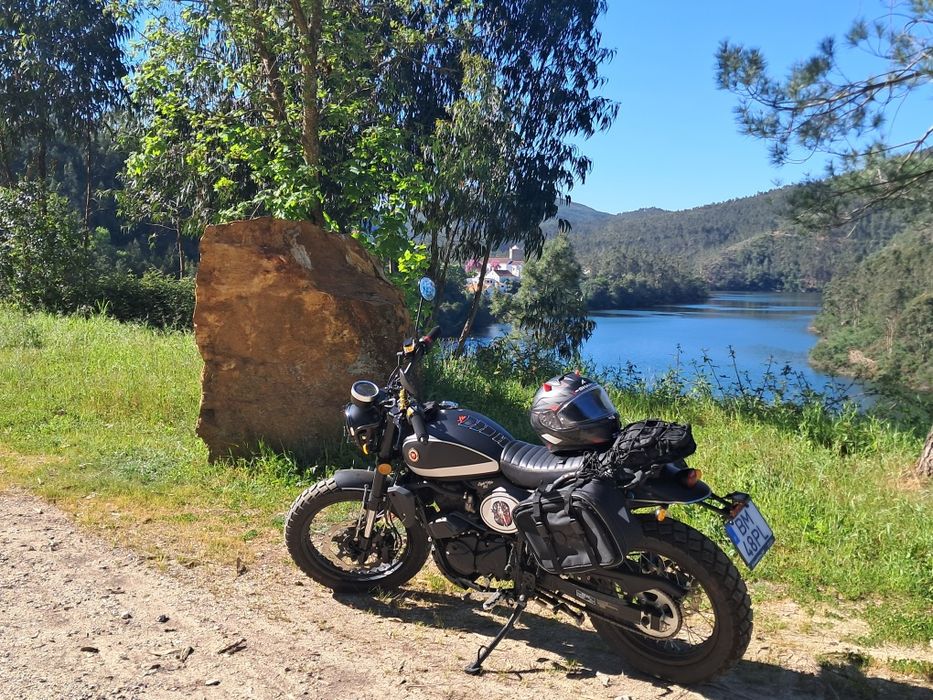 Macbor Eightmile 125 quase nova