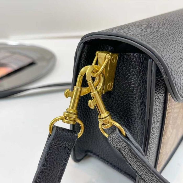 Жіноча сумка COACH Tabby Shoulder Bag With Signature Canvas / Клатч з ремінцем / жіноча сумочка Коуч
