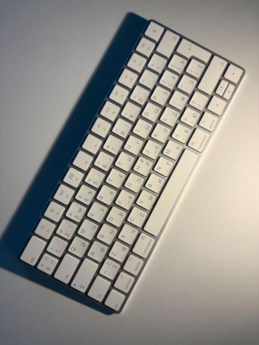 Teclado Apple Magic Keyboard A1644 – Original – Excelente Estado