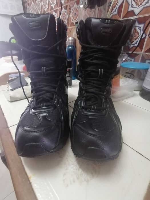 Botas Magnum em bom  estado.
