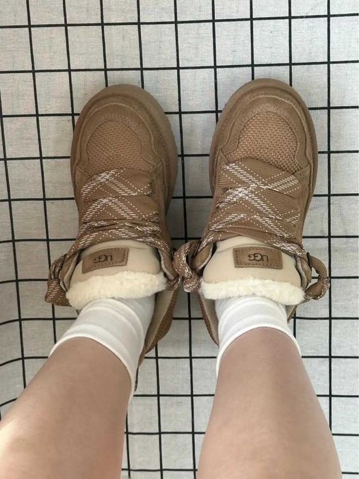UGG Lowmel Chestnut r.41