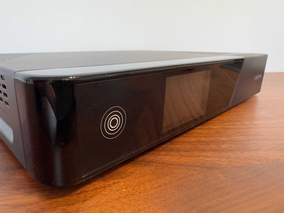 VU+ UNO 4K SE (Dual FBC tuner), 500GB
