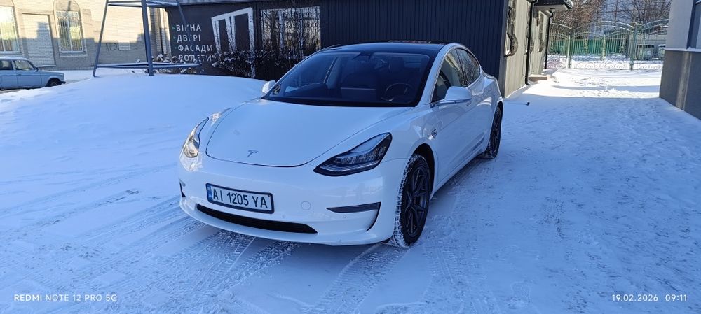 Tesla model 3 2019