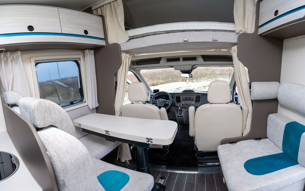 Kamper Ford Kilig Rimir Wynajem. Alkowa nowe 2024