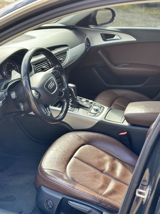 Audi A6 quattro