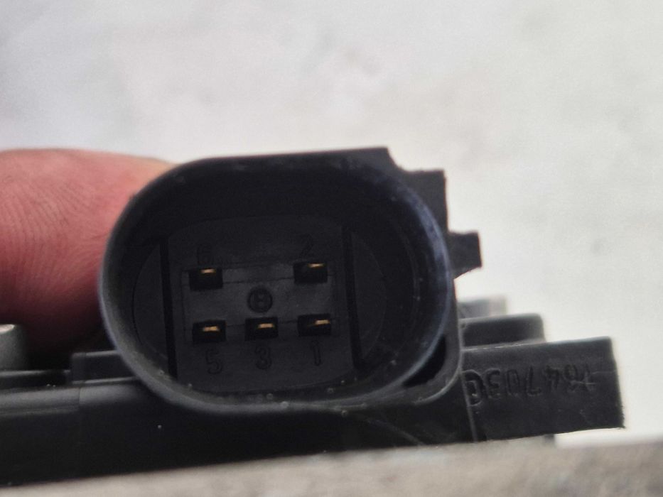 vw touran caddy altea golf v passat b6 1.9 bls 2.0 bmm zawór egr