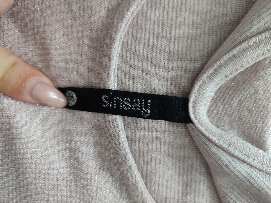 Liliowa bluzka damska na ramiączkach Sinsay S 36