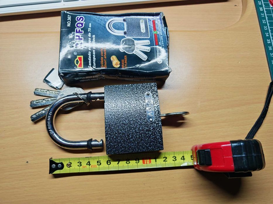 Навісний замок, Замок навесной