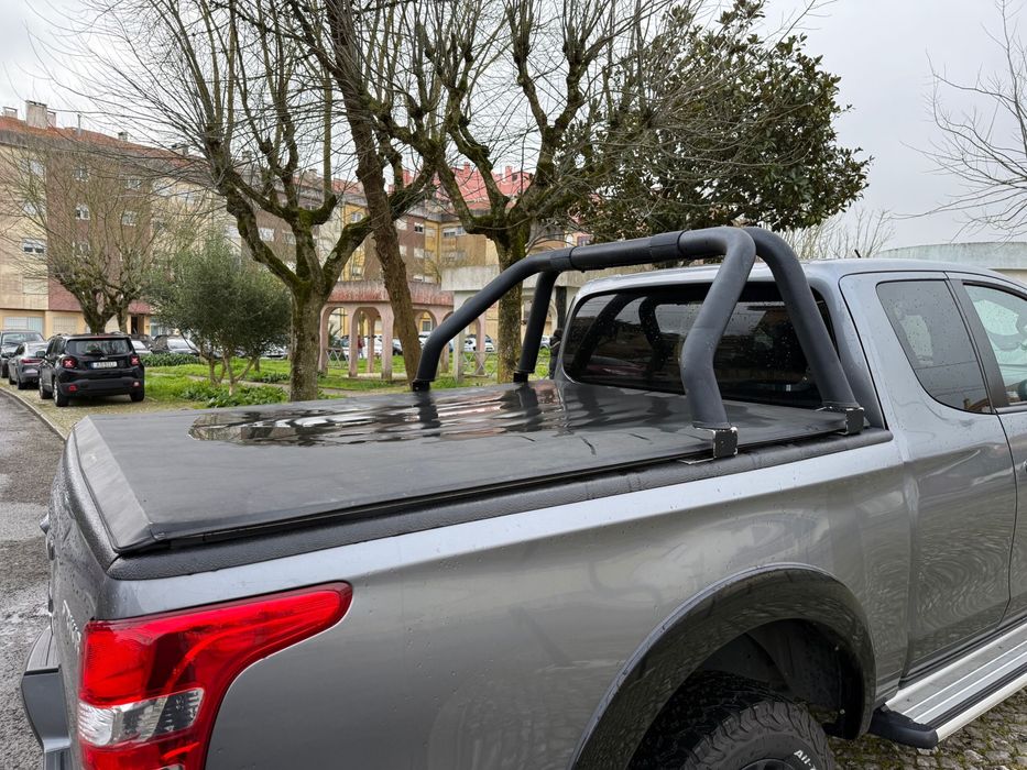 Vendo impecavel sempre de garagem