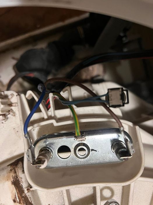 Пральна машинка INDESIT IWSE6108