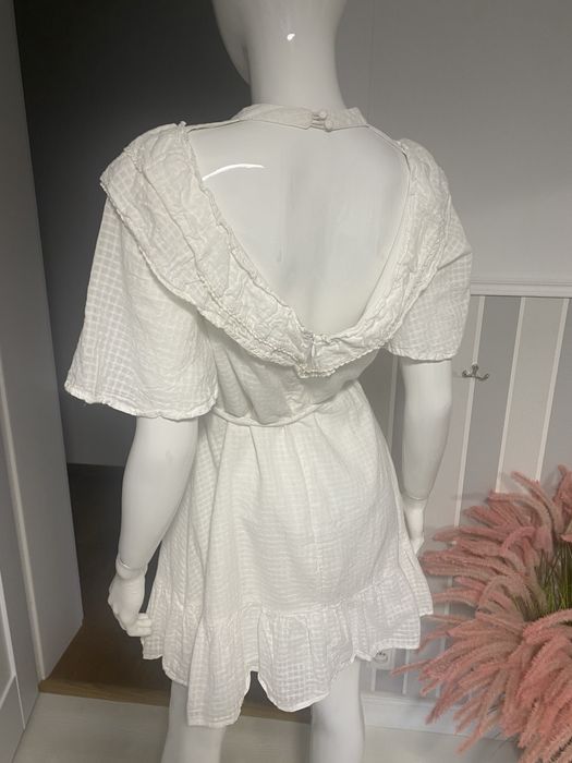 Biała sukienka Asos L/XL z odkrytymi plecami