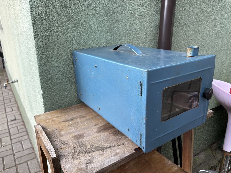 Opiekacz elektryczny z okresu Prl