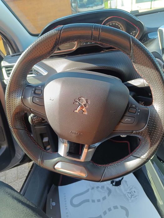 Peugeot 2008 GT Line 1.2 Puretch 110cv automático 90.000 Km