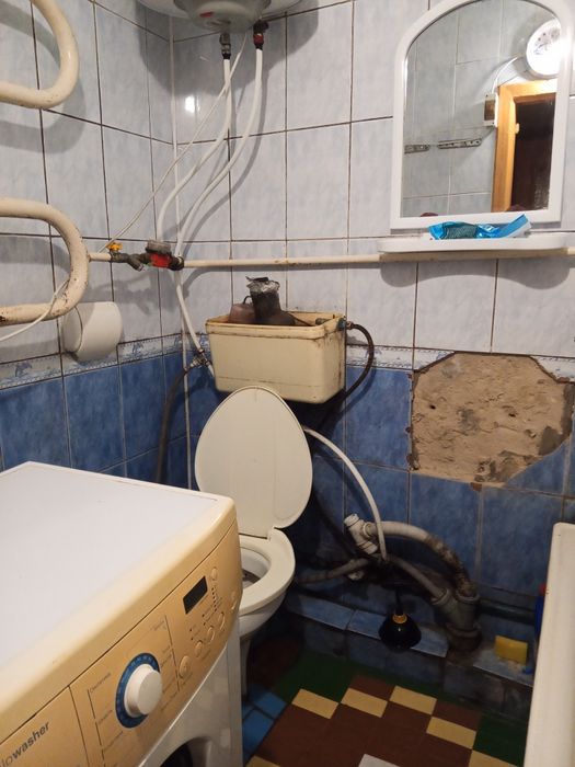 Продам недорогу ОДНОКІМНАТНУ КВАРТИРУ в м. Ніжин. ЄВідновлення.