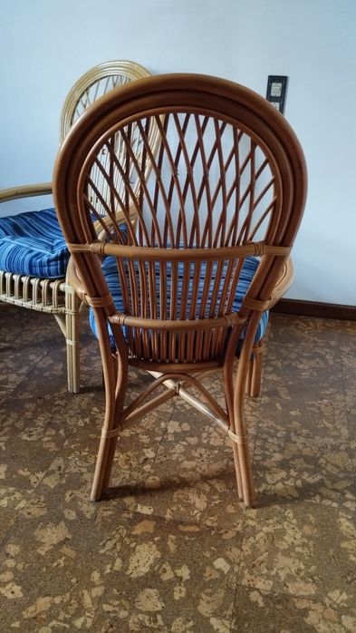 Conjunto de 4 Cadeiras de Bambu com Almofadas Azuis