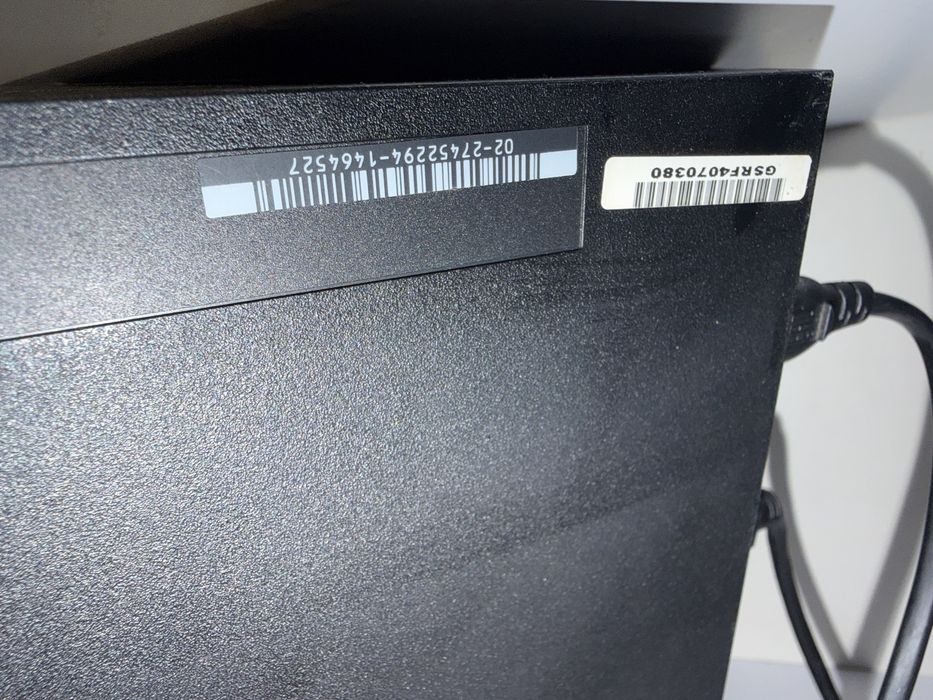 Ps4 500gb dwa pady +gra