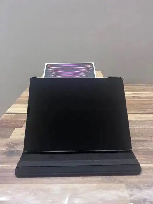 Ipad pro 12.9 128G 6.ª geração