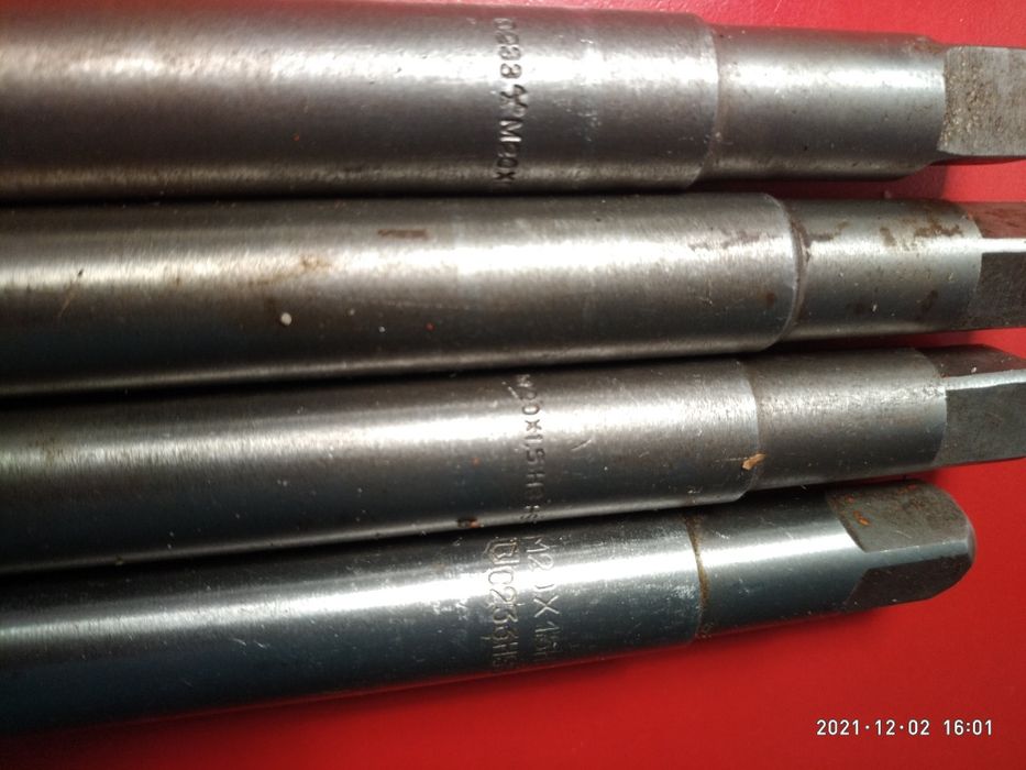 метчики СССР.  М36*1 Р18, труб 5/8, М27х2, М20х1.5, М14*1,5, М14*2,
