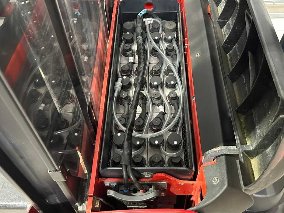 Empilhador Elétrico LOC A12TLL42 – 1200kg – 4,20m – Bateria Nova