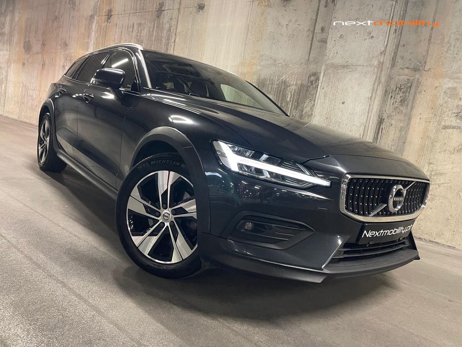Volvo V60 Cross Country 2.0 D4 Polestar