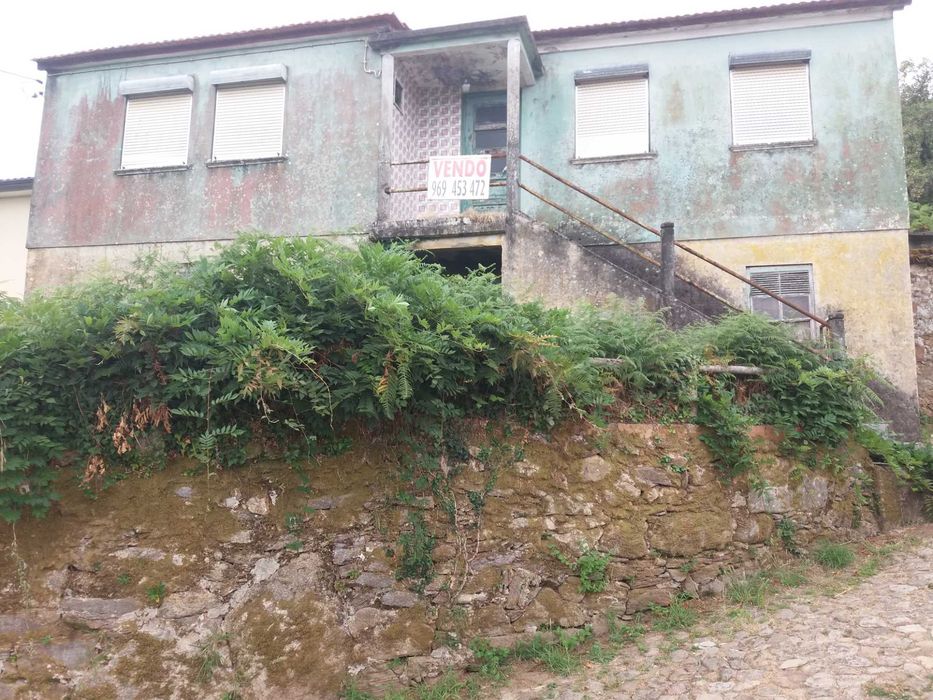 Moradia para Restauro em Reboreda, Vila Nova de Cerveira