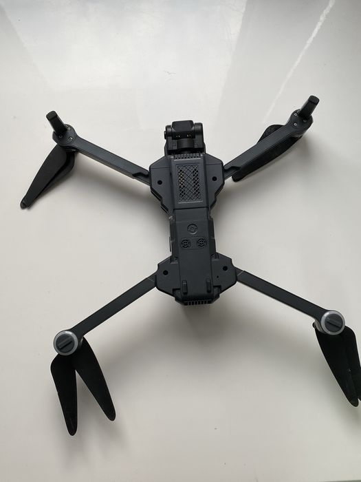 Дрон в кейсі F11s 4K PRO