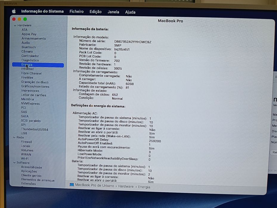 MacBook Pro 15 de 2017, i7 4, 16GB RAM e 256 GB SSD, Ecrã estragado