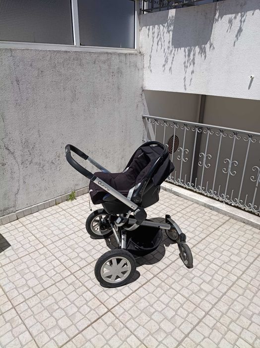 Conjunto carrinho de bebé Quinny/ Maxicosi