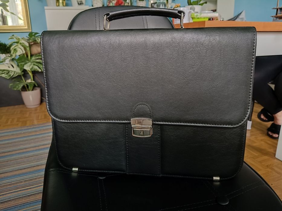 Aktówka teczka męska skóra - jak nowa. Produkt Polski