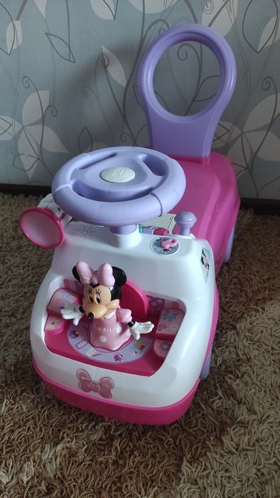 Дитяча машинка толокар