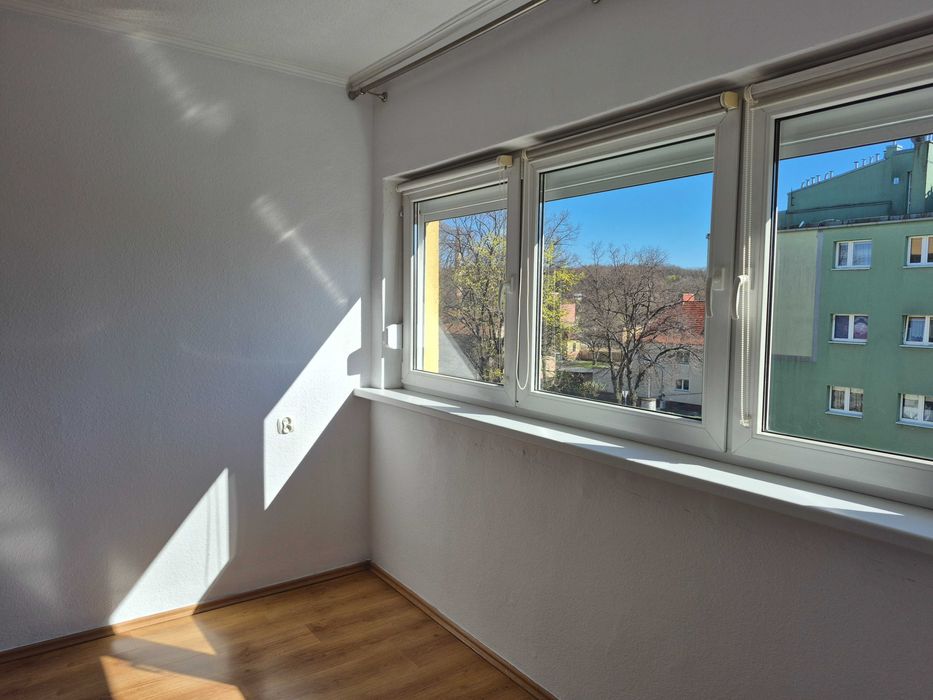 Mieszkanie 32 m2 + piwnica, 3 piętro, centrum