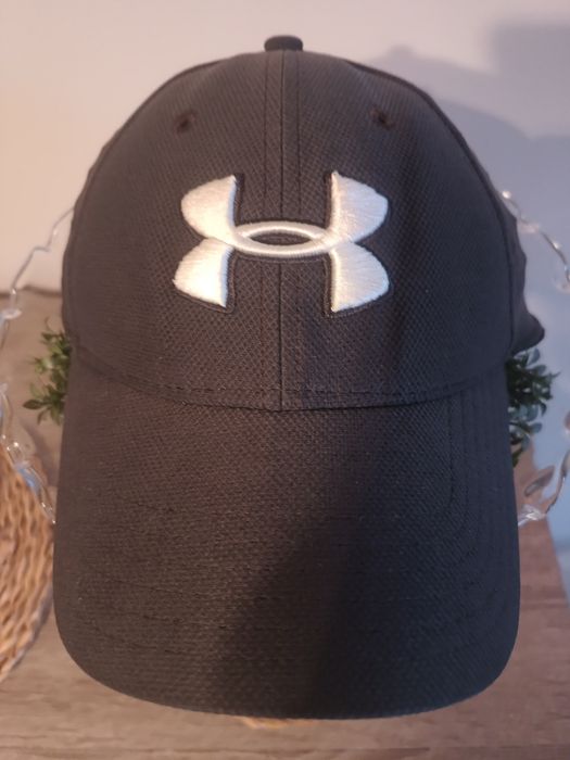 Czapka z daszkiem Umder Armour M/L czarna