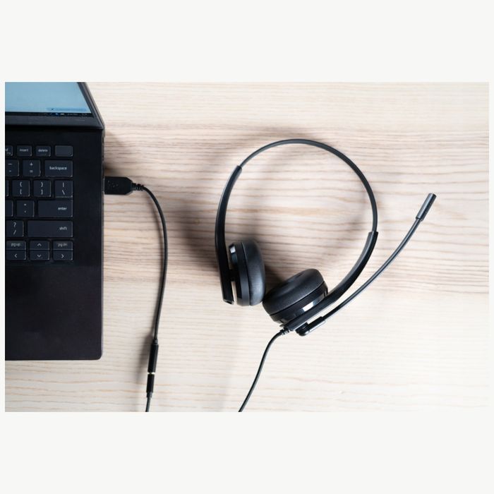 Słuchawki przewodowe Creative HS-230 z mikrofonem USB czarny