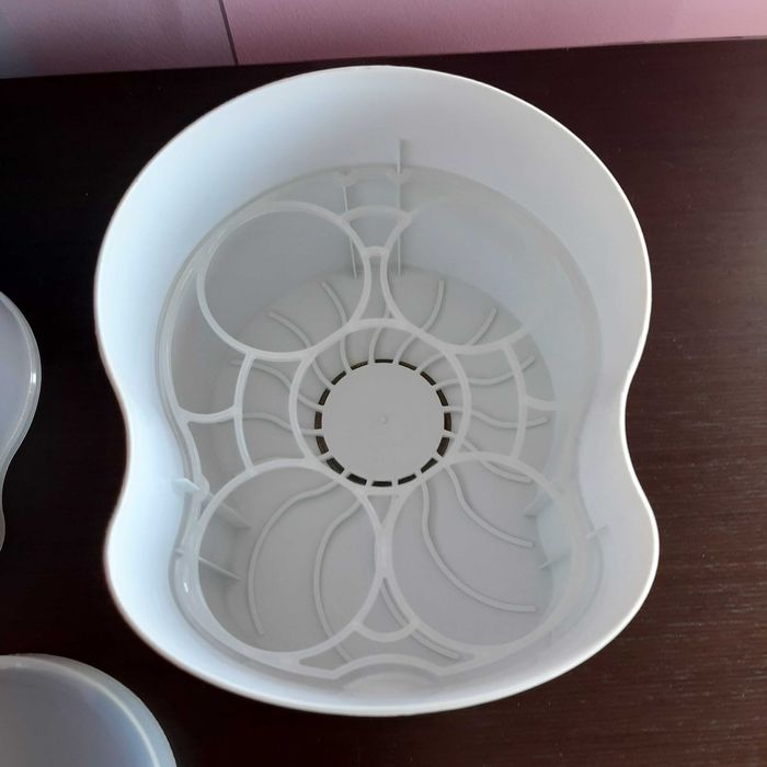 Esteriliza biberões de forma rápida, natural e eficaz.