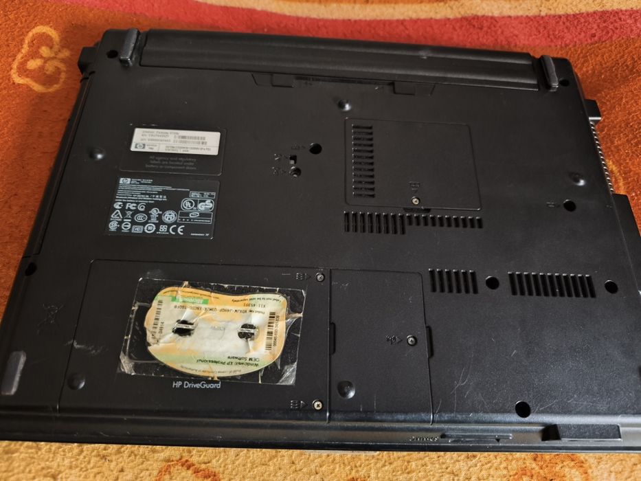 Laptop HP uszkodzony
