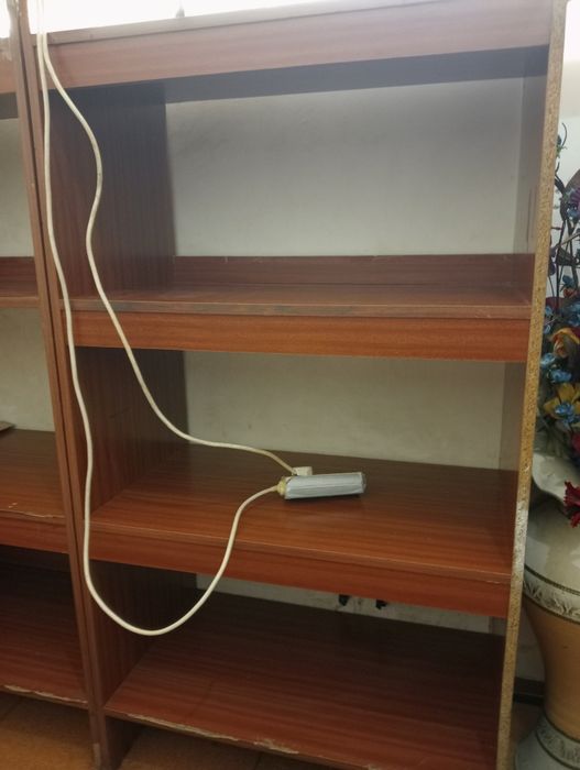 Vendo móveis de loja ou para arrumação -urgente