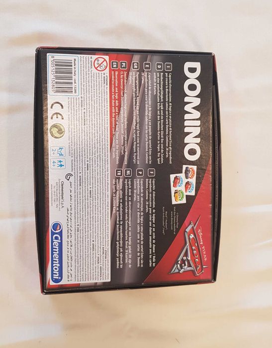 Domino carros faisca macqueen