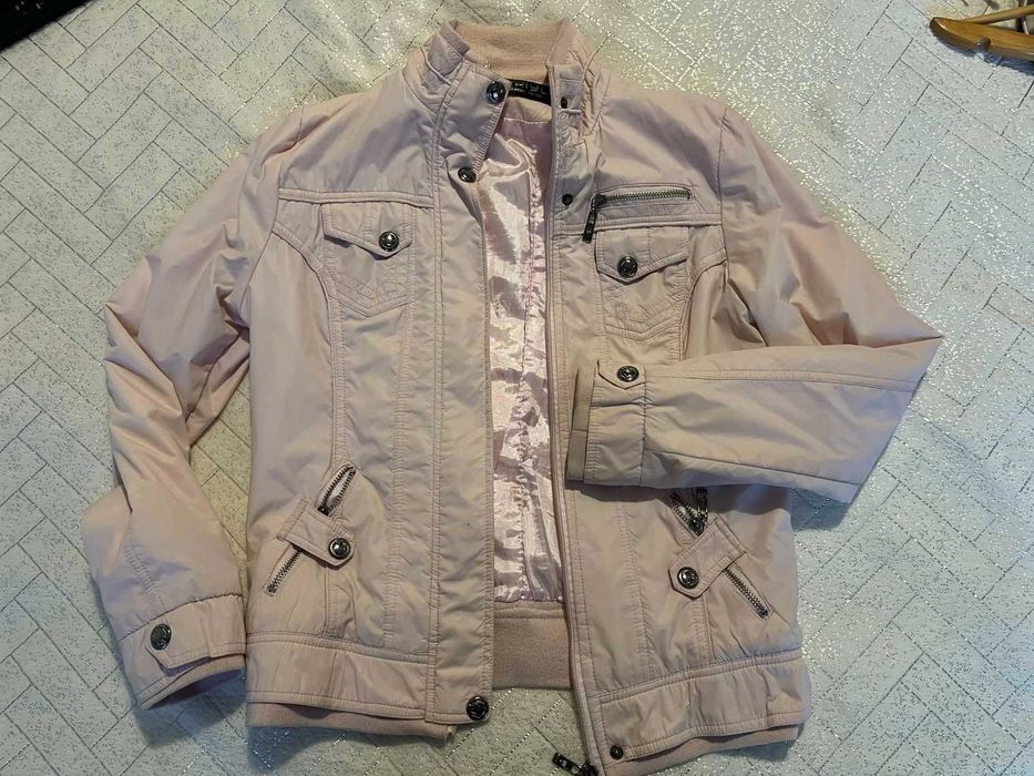 Курточка, вітровка, дівчинка