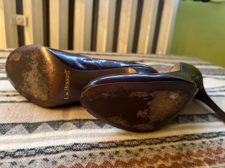 Buty damskie lakierki na obcasie - L,k.Bennett rozmiar 38
