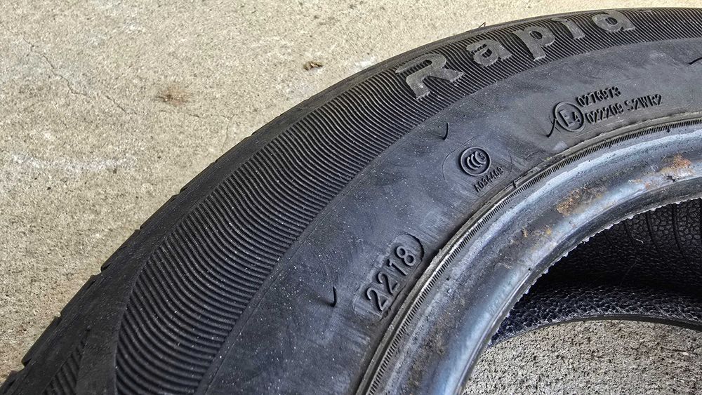 2 Pneus 165/70 R14