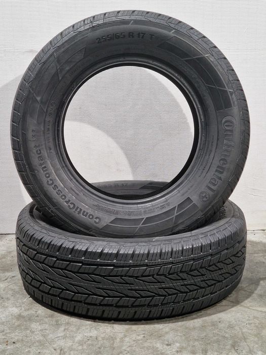 2 Pneus 255/65R17 CONTINENTAL Semi Novos